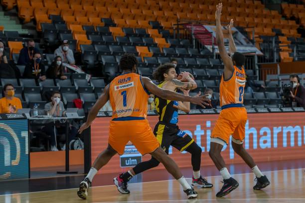 而在魔术 而在魔术