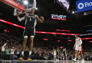 包括教练 包括教练